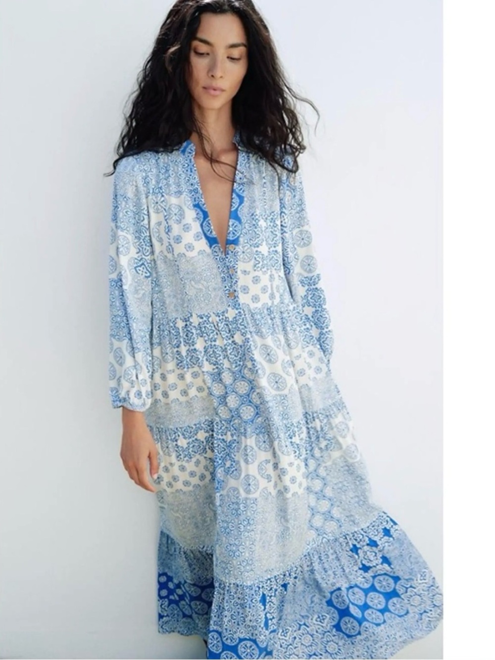 Zara Blue and White Printed V‑Neck Maxi Dress Size Small